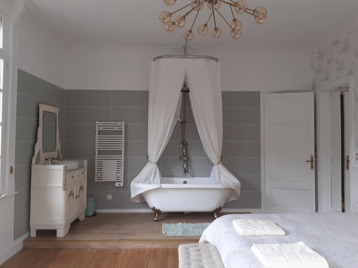 Manoir De Camblain Bed & Breakfast Exterior photo