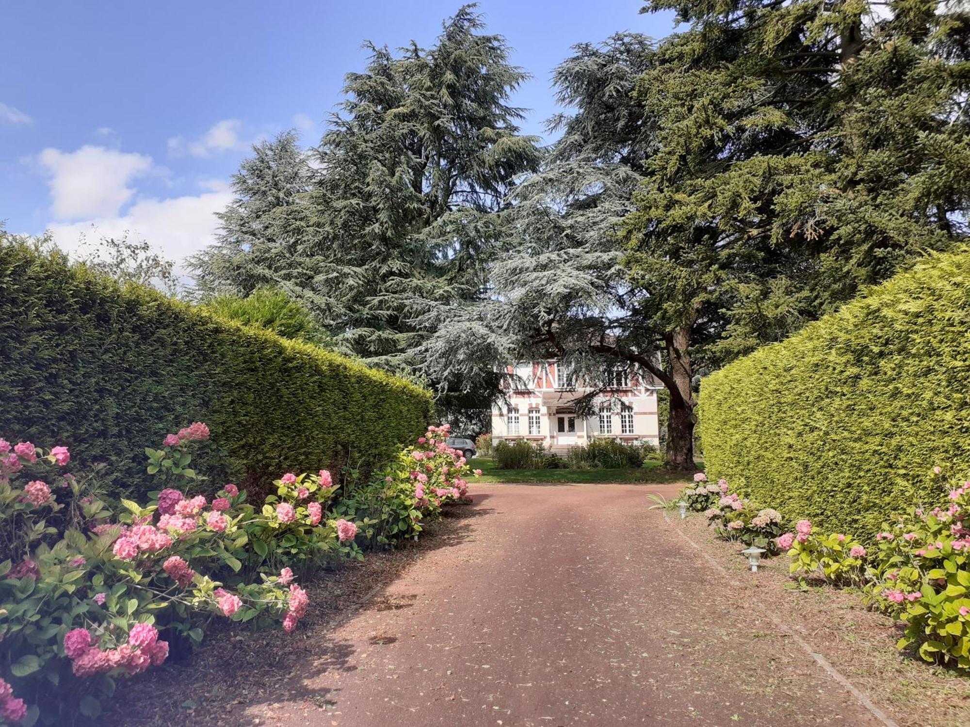 Manoir De Camblain Bed & Breakfast Exterior photo